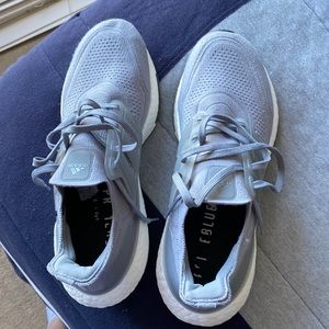 Adidas Ultraboost 22